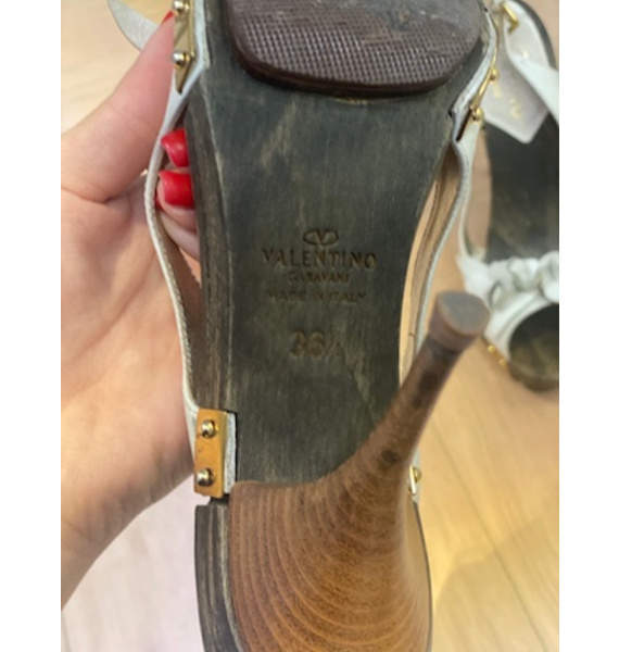Босоножки • Valentino • Белый