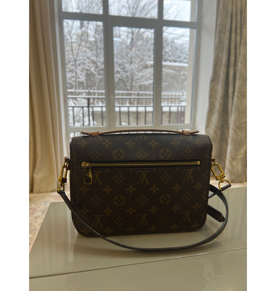 Сумка • Louis Vuitton • Коричневый