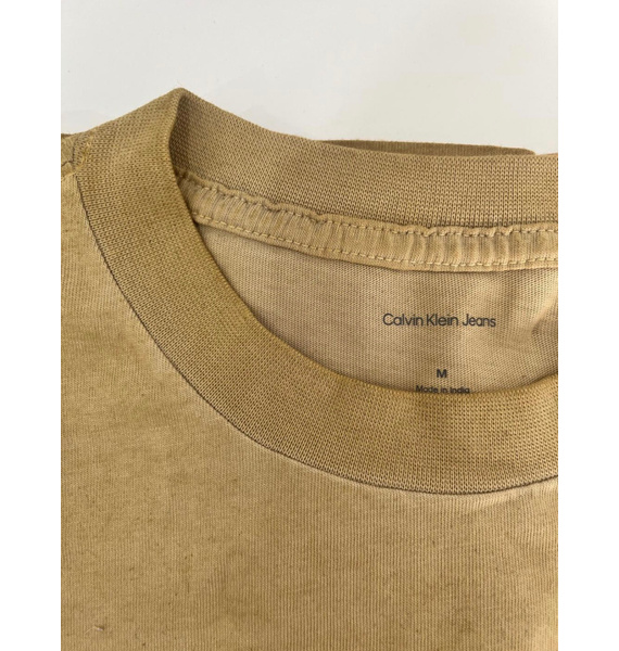 Футболка • Calvin Klein Jeans • Горчичный