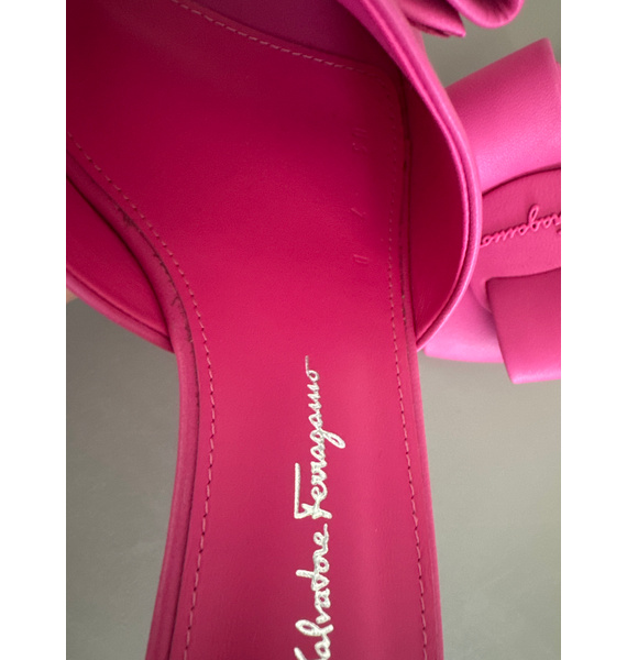 Шлепанцы • Ferragamo • Фуксия