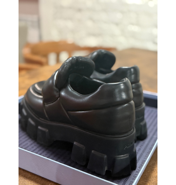 Ботинки • Prada • Черный