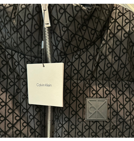 Куртка • Calvin Klein • Черный