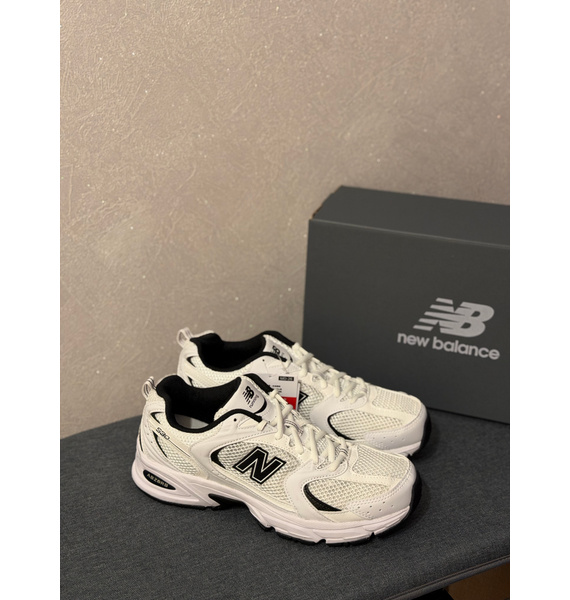 Кроссовки • New Balance • Черный