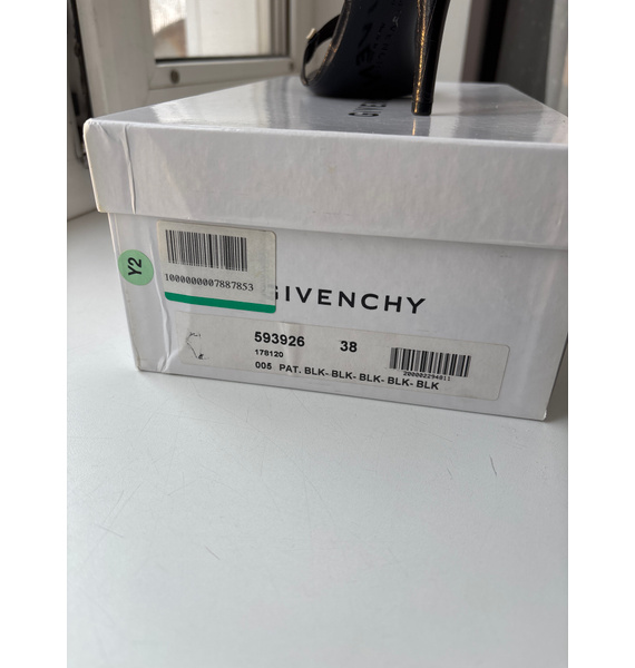 Босоножки • Givenchy • Черный