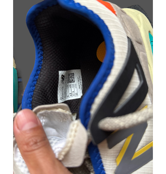 Кроссовки • New Balance • Серый