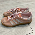 Кроссовки • adidas Originals • Розовый