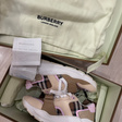 Кроссовки • Burberry • Другое