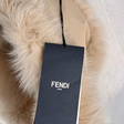 Накидка • Fendi • Бежевый