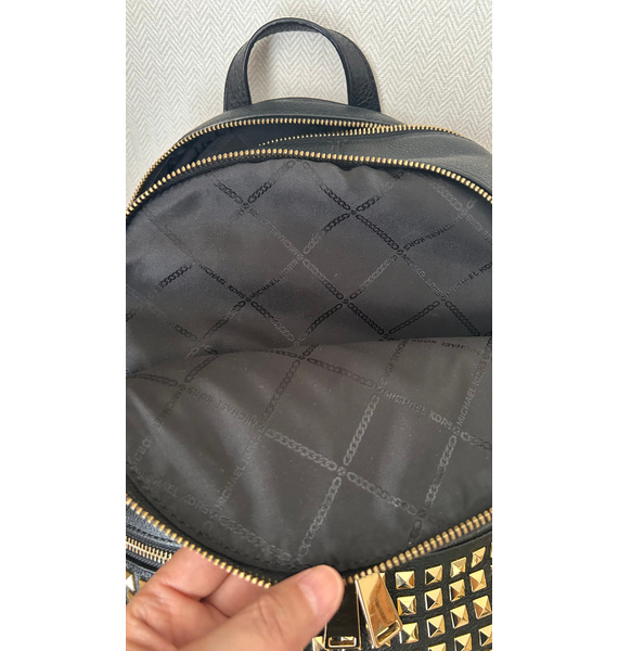Рюкзак • Michael Kors • Черный