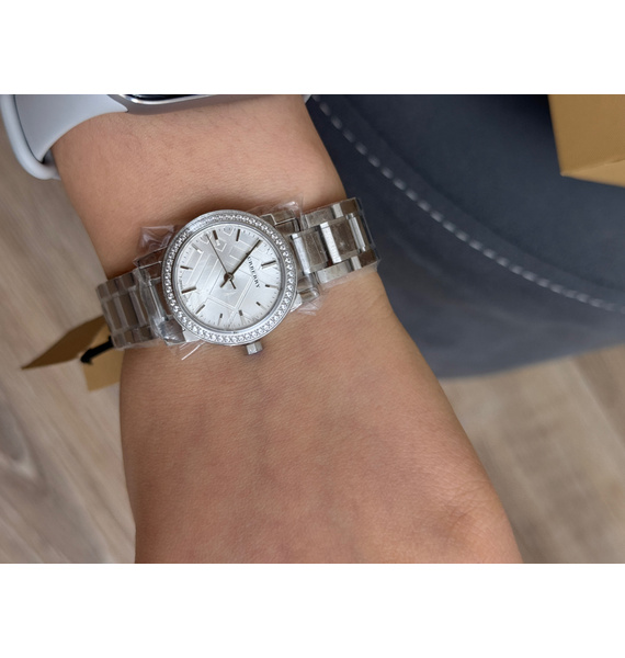 Часы • Burberry • Серебряный