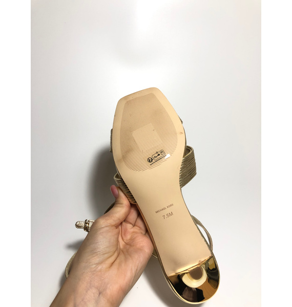 Босоножки • Michael Kors • Золотой