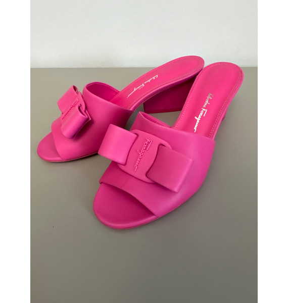Шлепанцы • Ferragamo • Фуксия