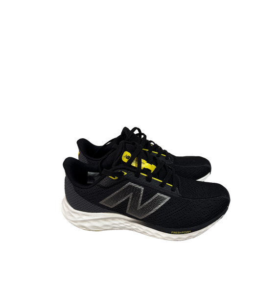 Кроссовки • New Balance • Черный