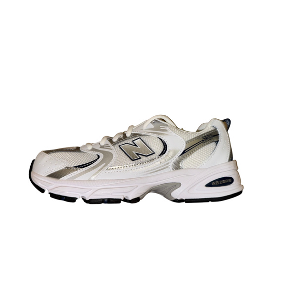 Кроссовки • New Balance • Белый