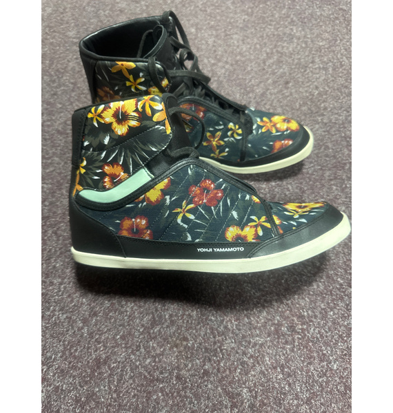 Кроссовки • Y-3 • Другое