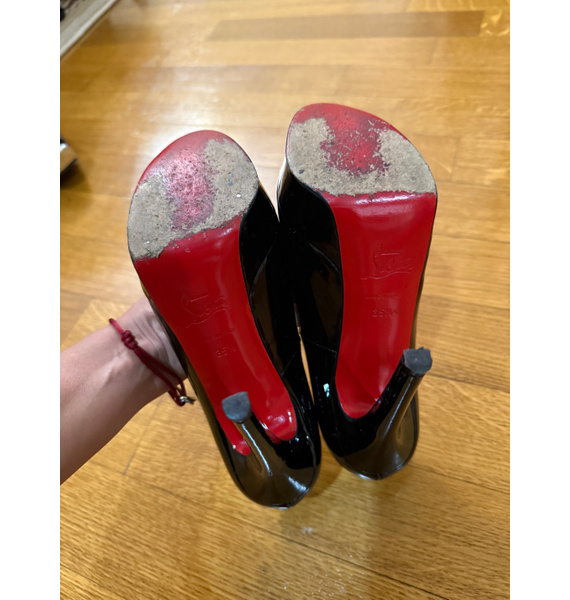 Туфли • Christian Louboutin • Черный