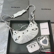 Сумка • Balenciaga • Белый