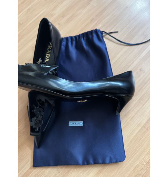 Туфли • Prada • Черный