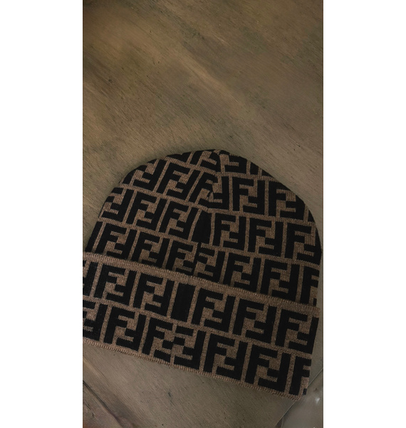 Шапка • Fendi • Коричневый
