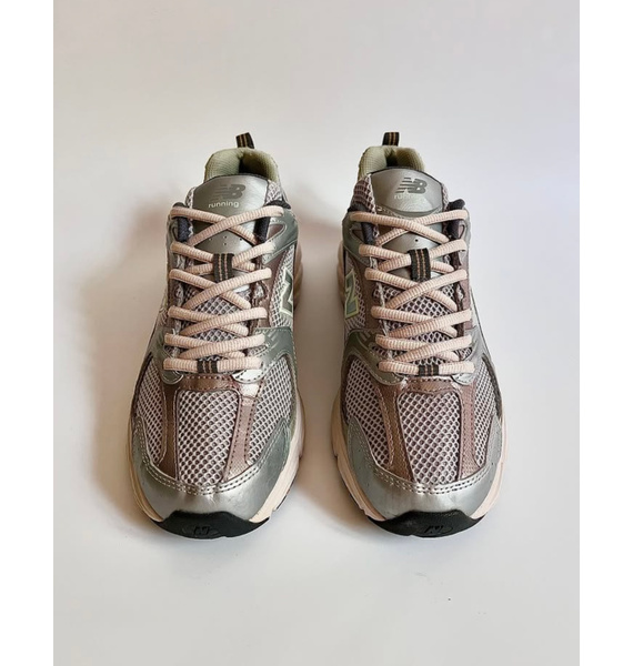 Кроссовки • New Balance • Бежевый