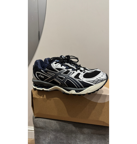 Кроссовки • ASICS • Темно-синий