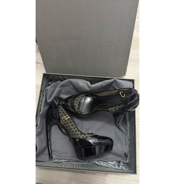 Туфли • Alexander McQueen • Черный