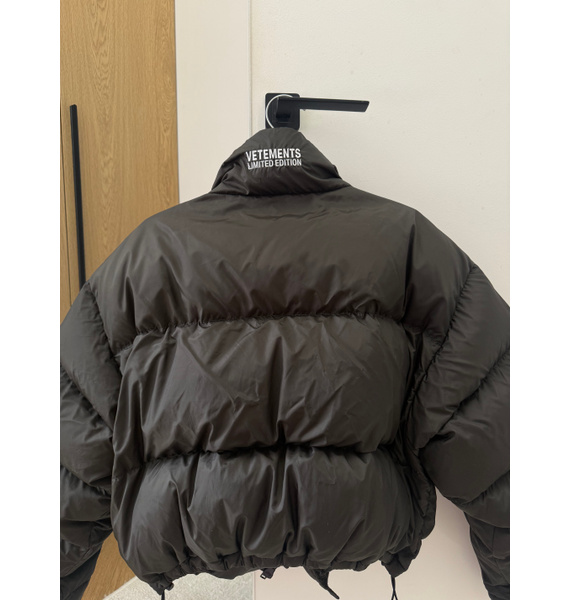 Куртка • VETEMENTS • Черный