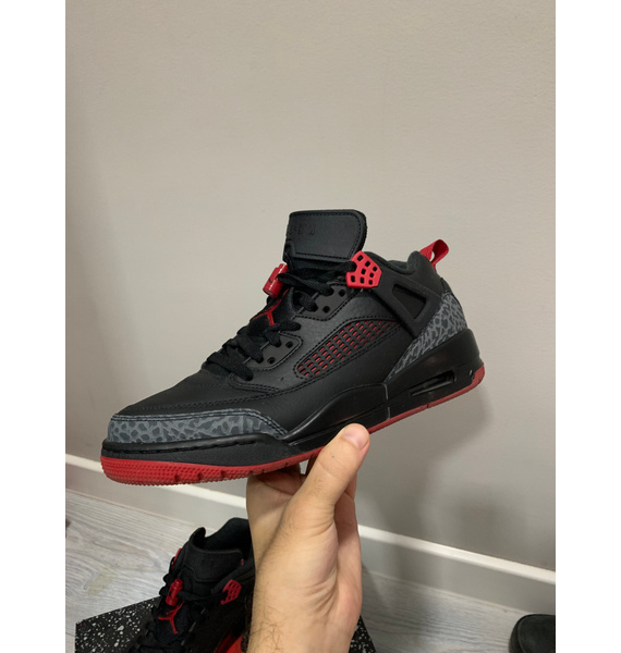 Кроссовки • Jordan • Черный