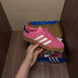 Кроссовки • adidas Originals • Розовый