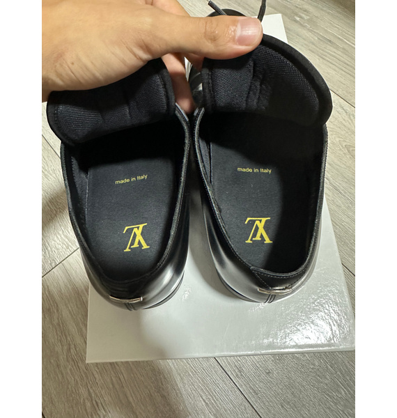 Туфли • Louis Vuitton • Черный
