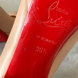 Туфли • Christian Louboutin • Бежевый