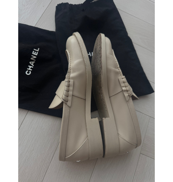 Мокасины • Chanel • Бежевый