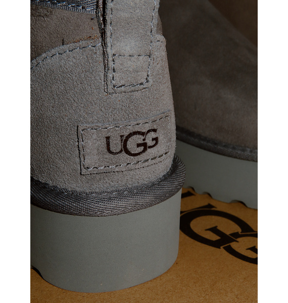 Ботинки • UGG • Серый