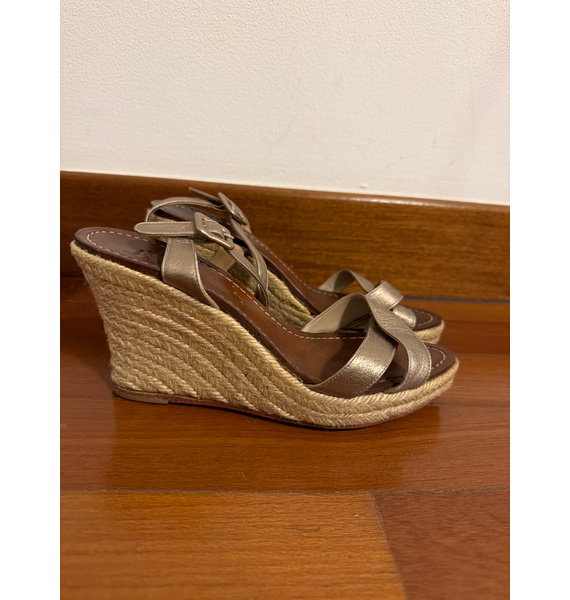 Эспадрильи • Christian Louboutin • Золотой
