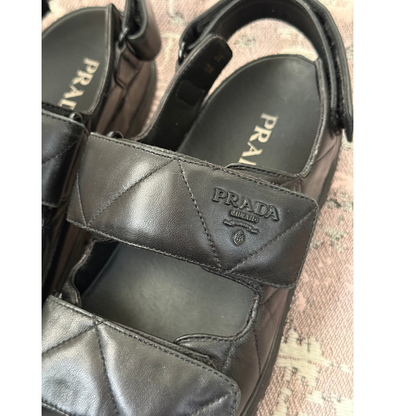 Сандалии • Prada • Черный