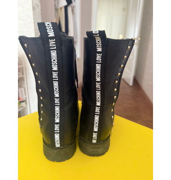 Ботинки • Love Moschino • Черный