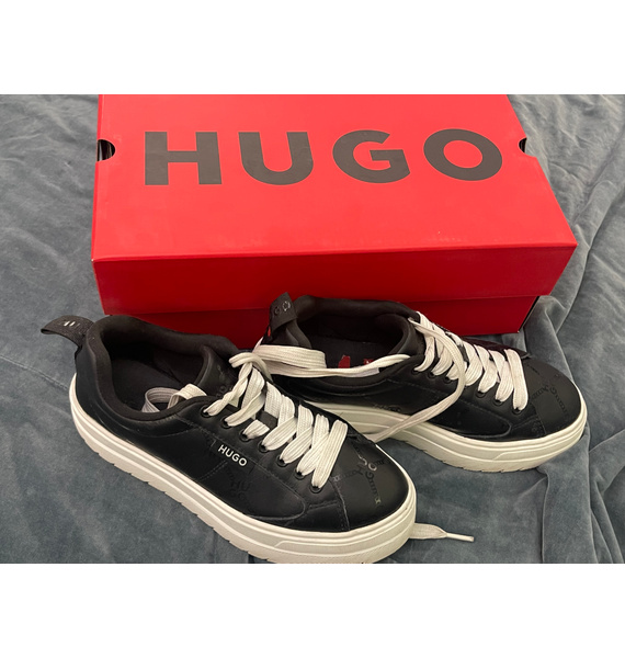 Кроссовки • HUGO • Черный