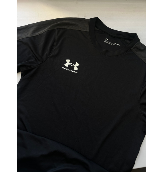Футболка • Under Armour • Черный