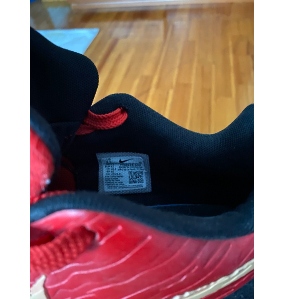 Кроссовки • Nike • Красный
