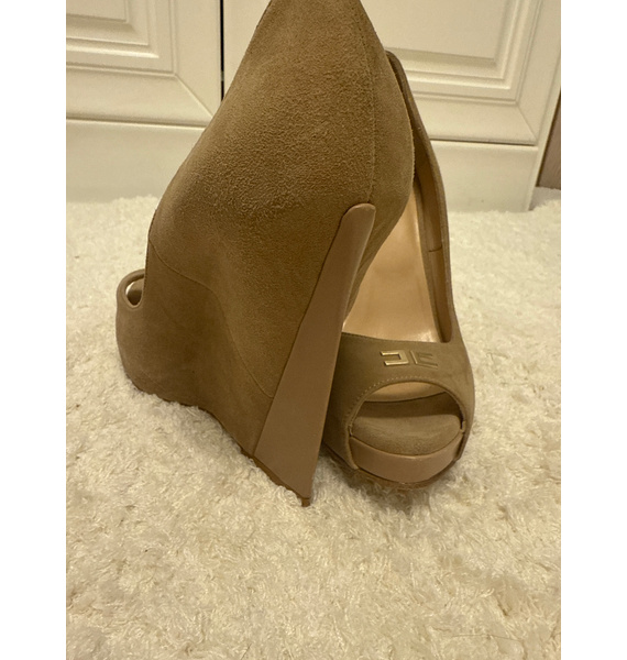 Туфли • Elisabetta Franchi • Бежевый