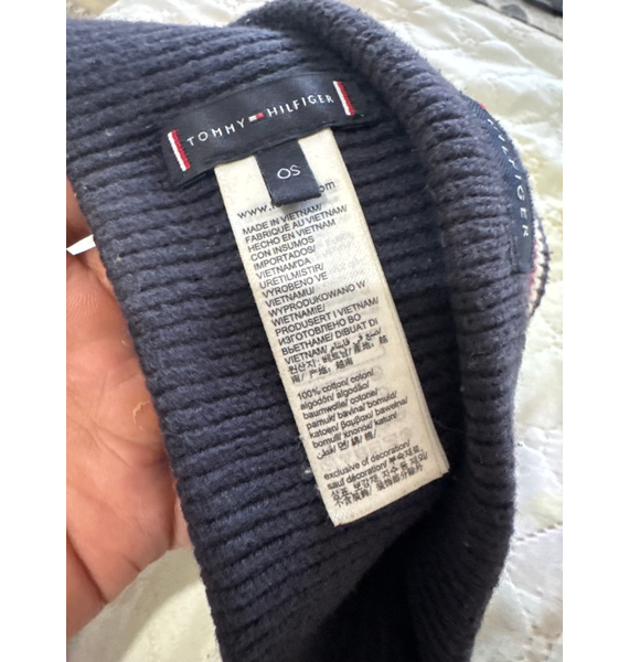Шапка • Tommy Hilfiger • Темно-синий