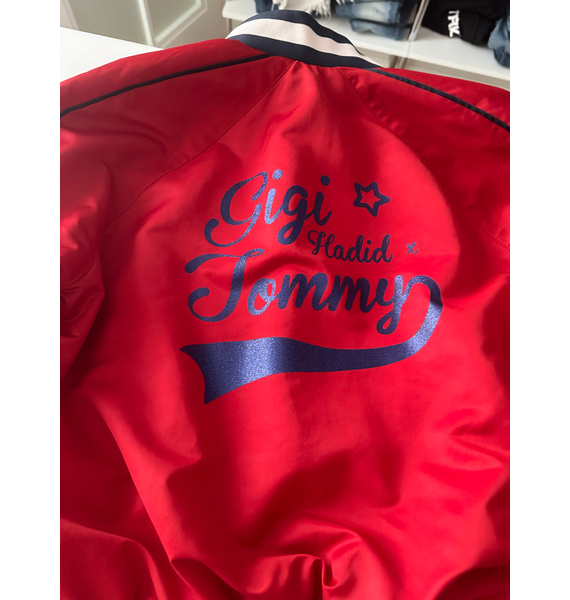 Куртка • Tommy Hilfiger • Красный