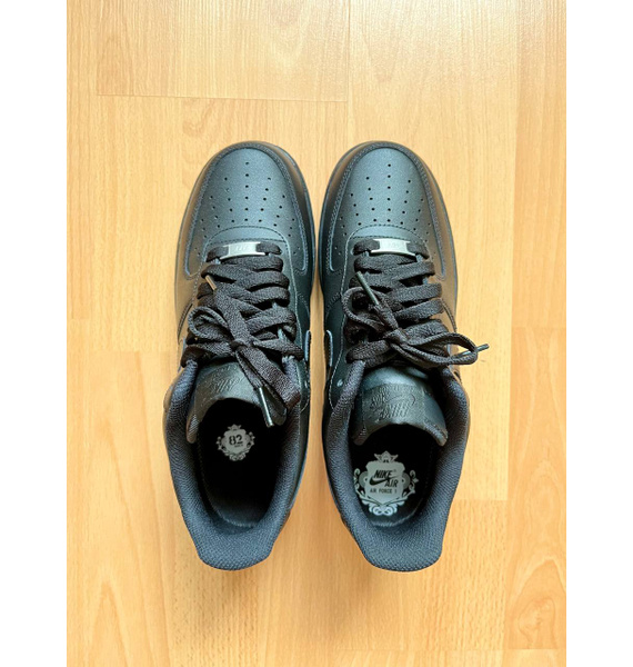Кроссовки • Nike • Черный