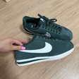 Кроссовки • Nike • Хаки