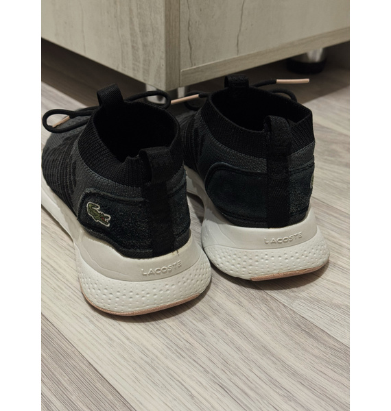 Кроссовки • Lacoste • Черный