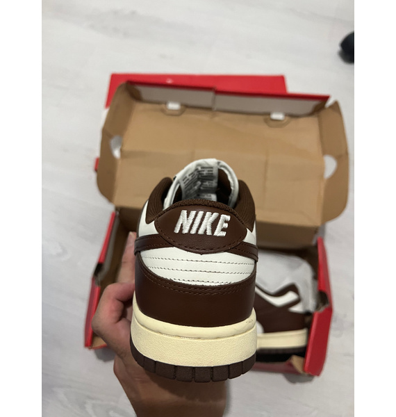 Кроссовки • Nike • Коричневый