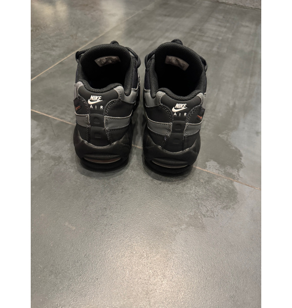 Кроссовки • Nike • Черный