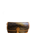 Сумка • Louis Vuitton • Коричневый