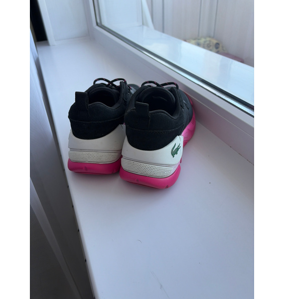 Кроссовки • Lacoste • Черный