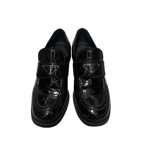 Лоферы • Prada • Черный